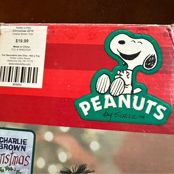 The Original Charlie Brown 24 Inch Christmas Tree 2010 Peanuts ProductWorks - Picture 13 of 15